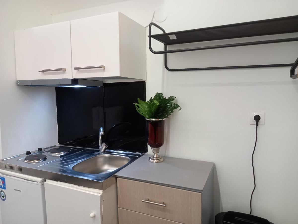 Eros Welcome Stay Downtown Studio - Explore Center By Foot - Close To Helexpo & University Thessaloniki Exterior photo